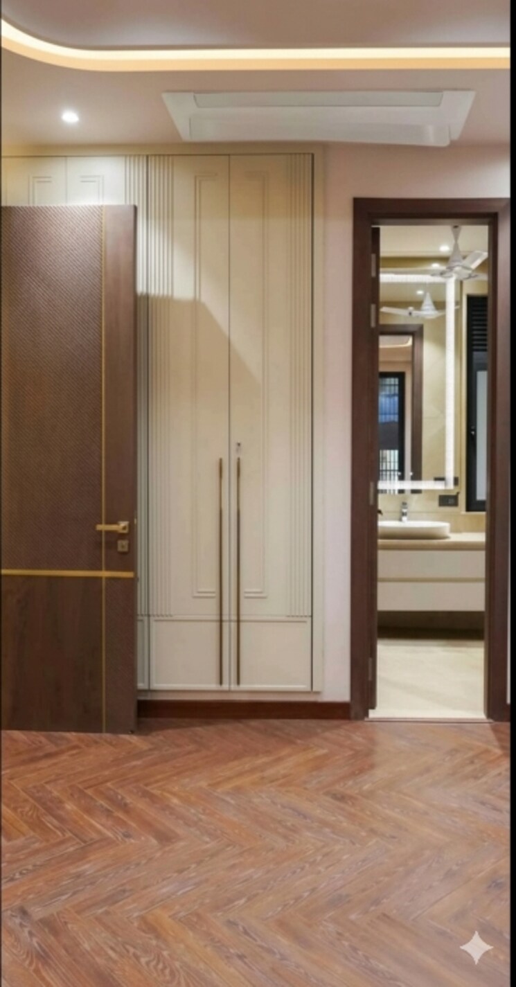 Master Bedroom, kalkaji 3 Bedroom 2000 Sq.Ft. Builder Floor In Kalkaji Delhi 9687958