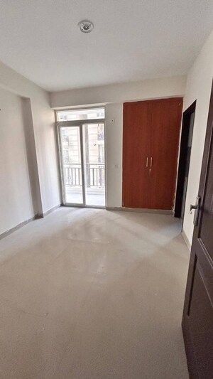 Room in 2 BHK Apartment at Ip Extension – for Sale