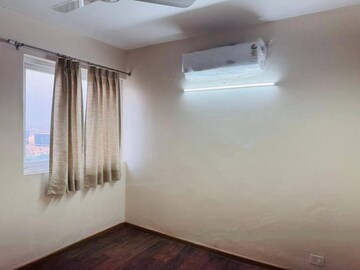 Room in 2 BHK Apartment at Ip Extension – for Sale
