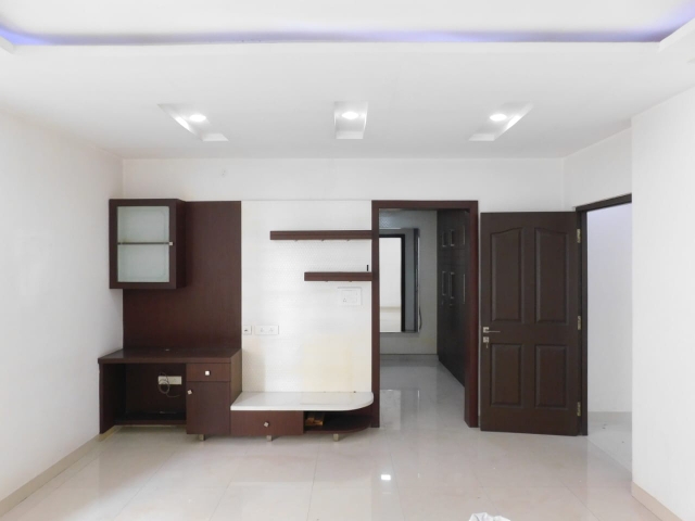 5 BHK + Pooja Room,Study Room Villa For Sale in Aparna Senor Valley I
