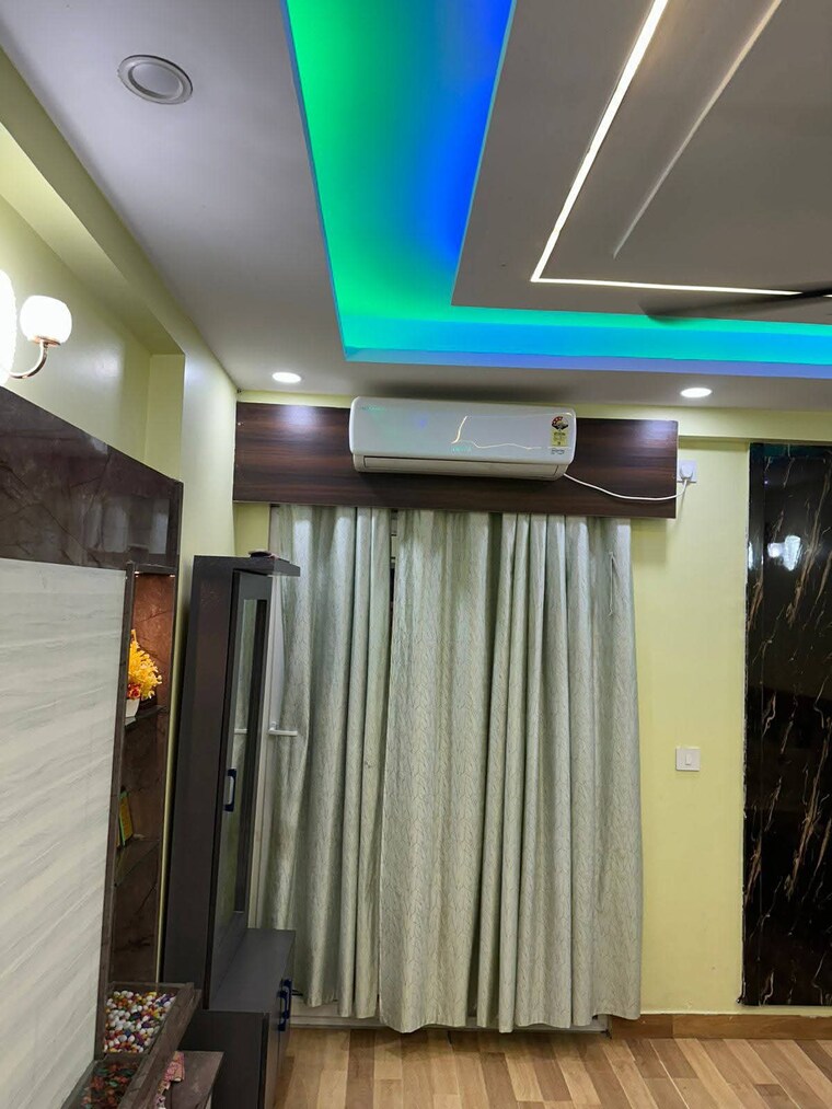 undefined, ip extension 3 Bedroom 1250 Sq.Ft. Apartment In Ip Extension Delhi 9688037