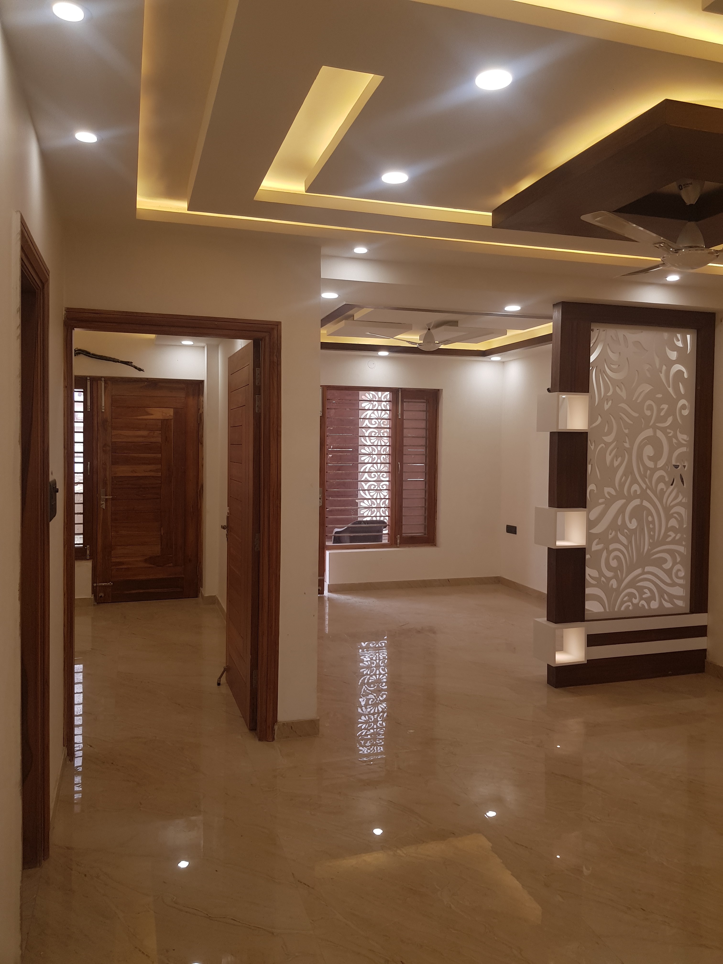 3 BHK + Pooja Room,Servant Room Builder Floor For Sale in Ultra Luxury Builder Floo