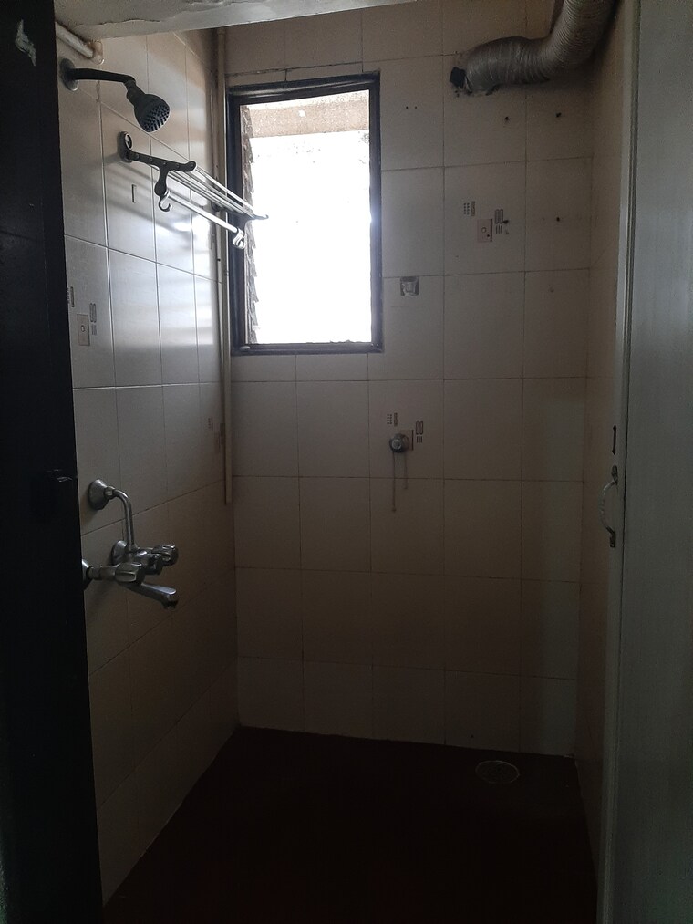Bathroom, kopar khairane sector 20 1 Bedroom 425 Sq.Ft. Apartment In Kopar Khairane Sector 20 Navi Mumbai 9688039