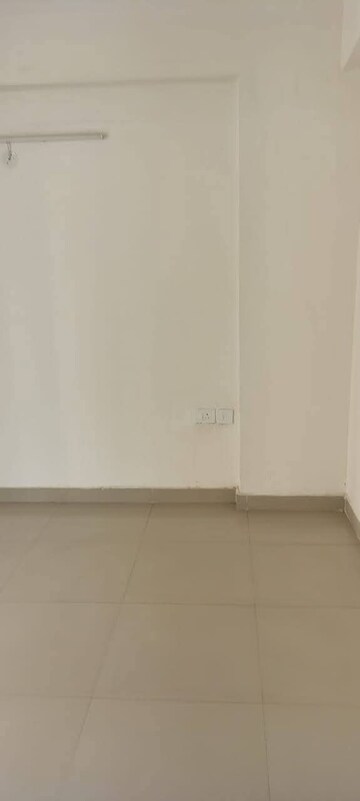 Room in 3 BHK Apartment at Ip Extension – for Sale