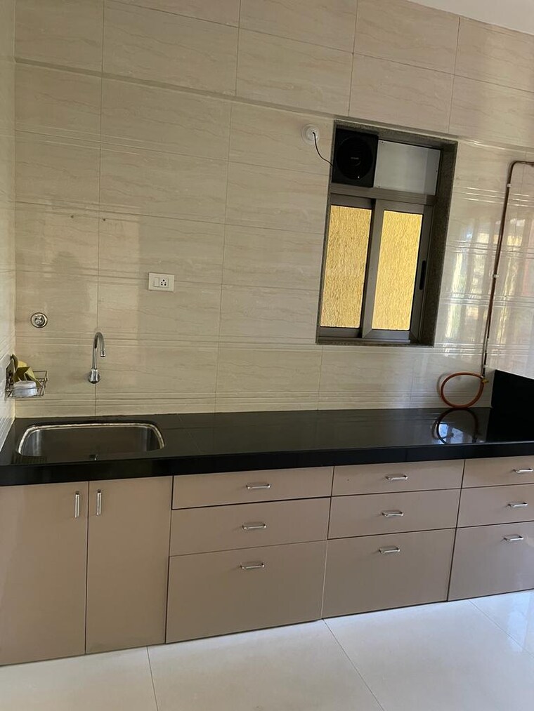 Kitchen, prerna-chs-panch-pakhadi 3 Bedroom 1500 Sq.Ft. Apartment In Panch Pakhadi Thane 9688051