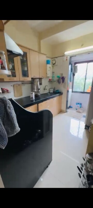 Team Area in 2 BHK Apartment at Satellite Garden, Goregaon East – for Rent