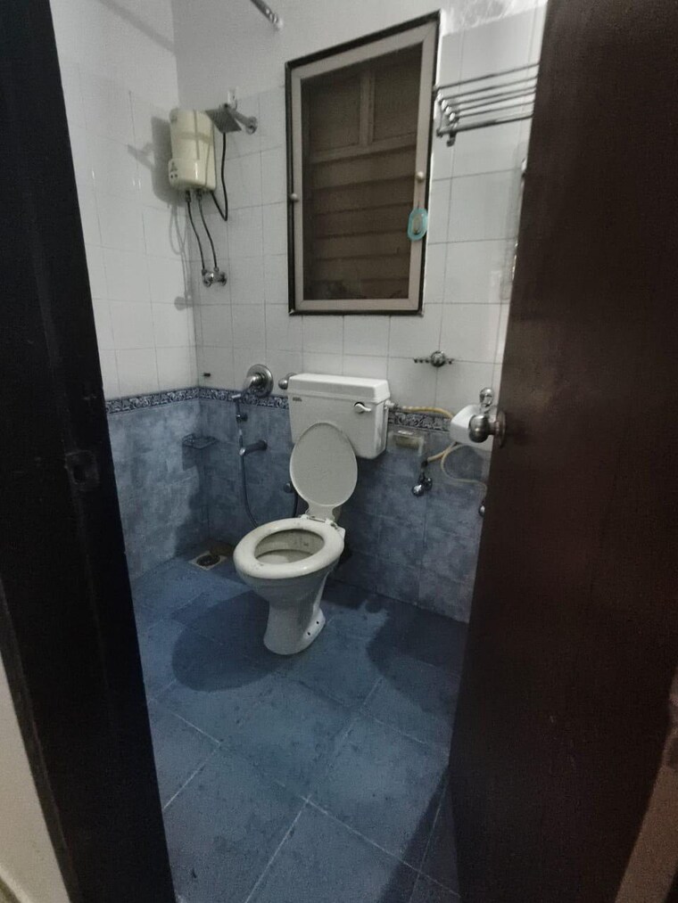 Bathroom, bhoomi-park 1 Bedroom 625 Sq.Ft. Apartment In Malad West Mumbai 9688079