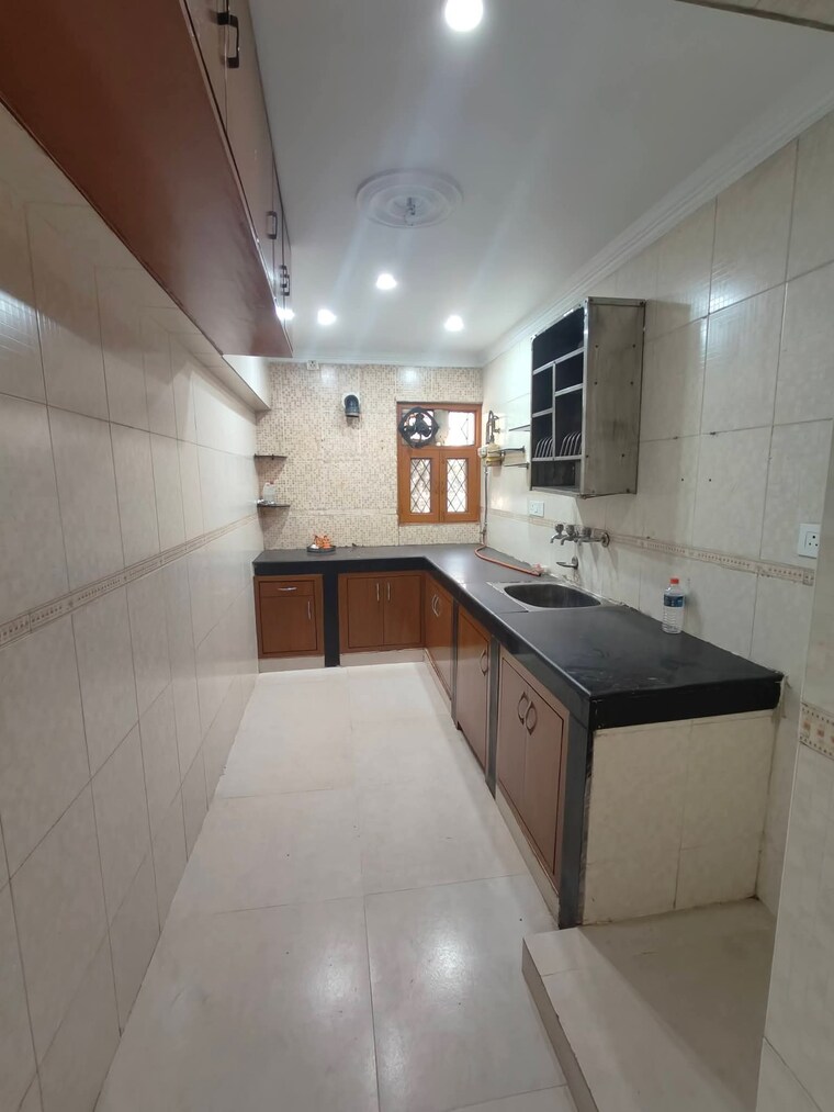Kitchen, maidan garhi 3 Bedroom 1400 Sq.Ft. Apartment In Maidan Garhi Delhi 9688090