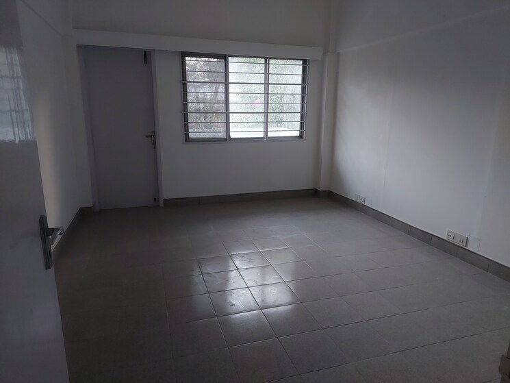 Room, new-chanakya-chs 3 Bedroom 1900 Sq.Ft. Apartment In Boat Club Road Pune 9688088