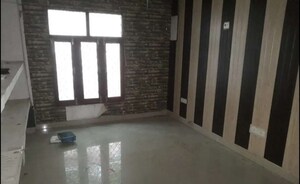   Office Space at Hazratganj – for Rent