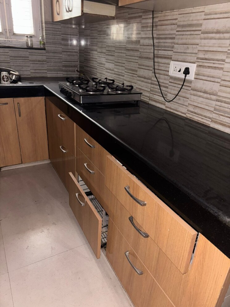 Kitchen, rwa-apartments-sector-12 2 Bedroom 750 Sq.Ft. Builder Floor In Sector 12 Noida 9688134