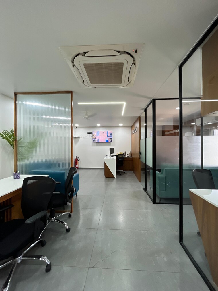 Gym, gota Commercial Office Space 1070 Sq.Ft. In Gota Ahmedabad 9688130