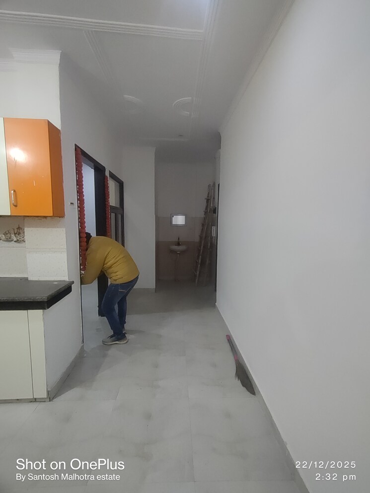 undefined, dwarka mor 1.5 Bedroom 50 Sq.Yd. Builder Floor In Dwarka Mor Delhi 9688165