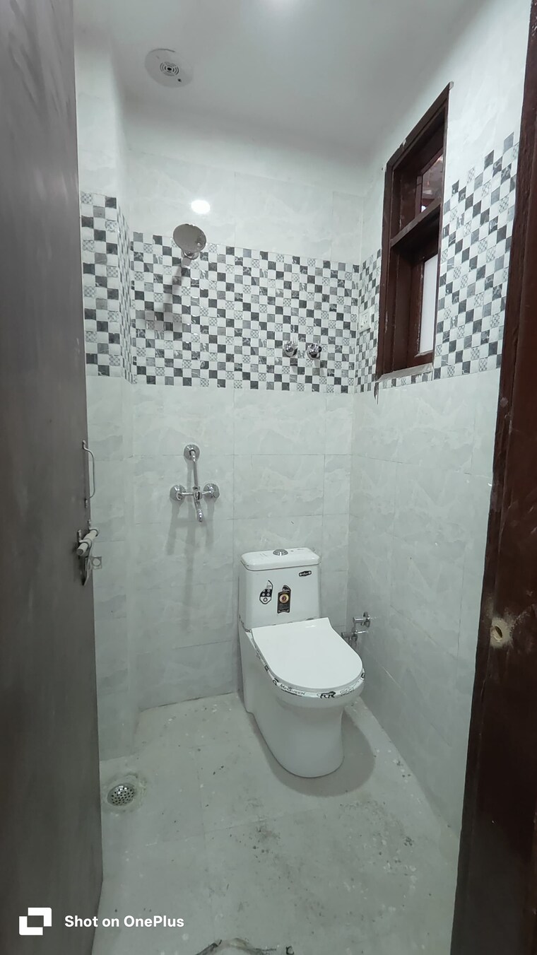 Bathroom, saket 1 Bedroom 400 Sq.Ft. Builder Floor In Saket Delhi 9688168