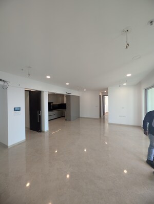 Room in 3.5 BHK Apartment at Aurum Q Residences, Ghansoli – for Sale