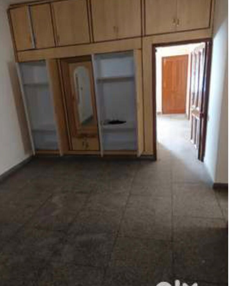 Room, sector 16 4 Bedroom 150 Sq.Yd. Independent House In Sector 16 Panchkula 9688167
