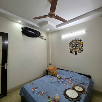 Bedroom in 3 BHK Builder Floor at Rama Park – for Rent