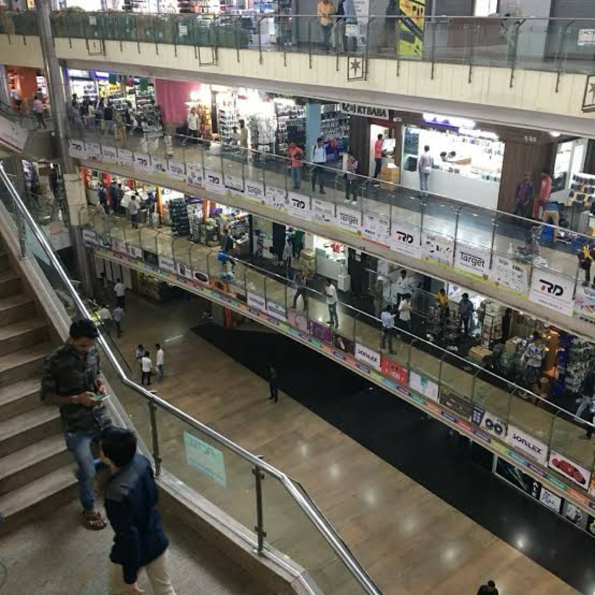 Retail Shop For Rent in City Centre Mall