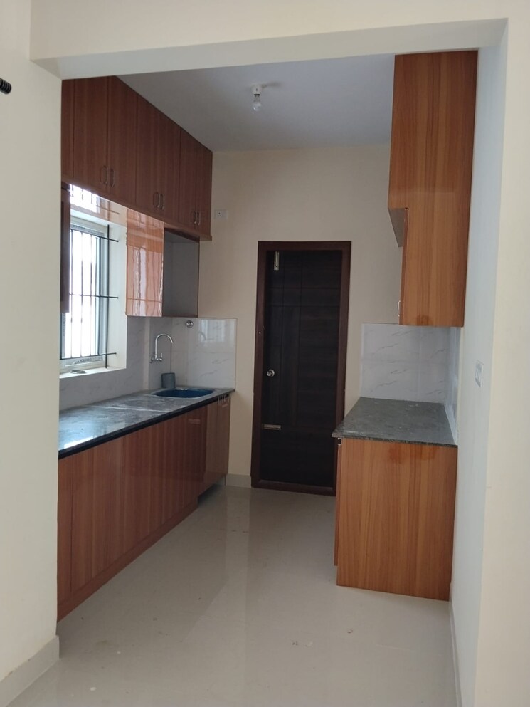 Kitchen, hbr layout 3 Bedroom 1500 Sq.Ft. Builder Floor In Hbr Layout Bangalore 9688205