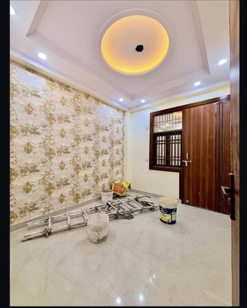 Bedroom in 4 BHK Independent House at Uttam Nagar – for Sale