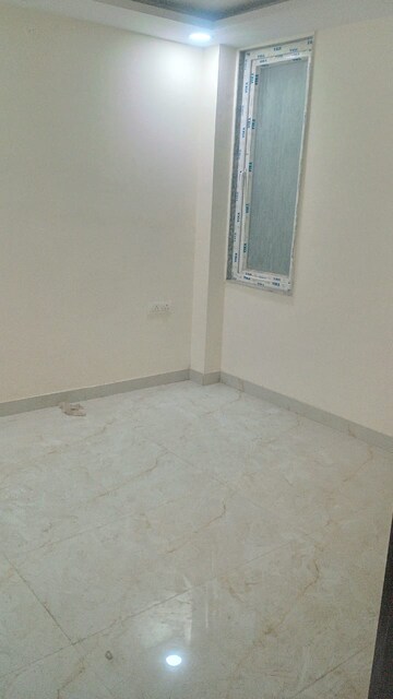 Room in 2 BHK Apartment at Jawahar Nagar – for Sale