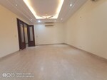 4 BHK + Pooja Room,Servant Room 311 Sq.Yd. Builder Floor in Kailash Colony 