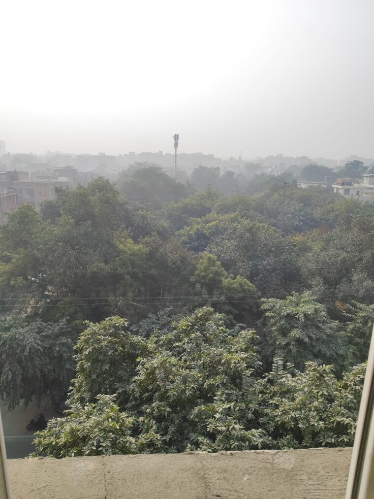 Master Bedroom, shanti-kunj-noida 2.5 Bedroom 1450 Sq.Ft. Apartment In Sector 61 Noida 9688246