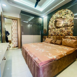 Bedroom in 3 BHK Builder Floor at Uttam Nagar – for Rent