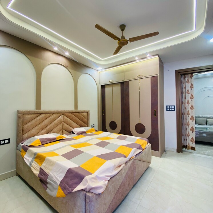 Bedroom, uttam nagar 3 Bedroom 100 Sq.Yd. Builder Floor In Uttam Nagar Delhi 9688253