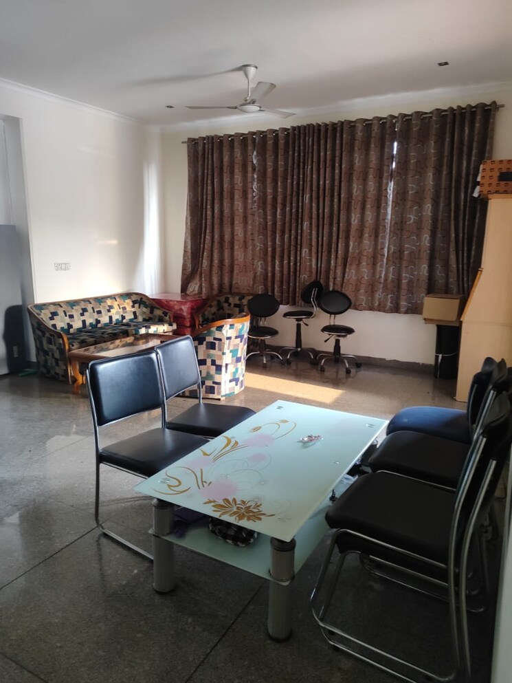 Master Bedroom, rwa-apartments-sector-19 1 RK 1450 Sq.Ft. Independent House In Sector 19 Noida 9688264