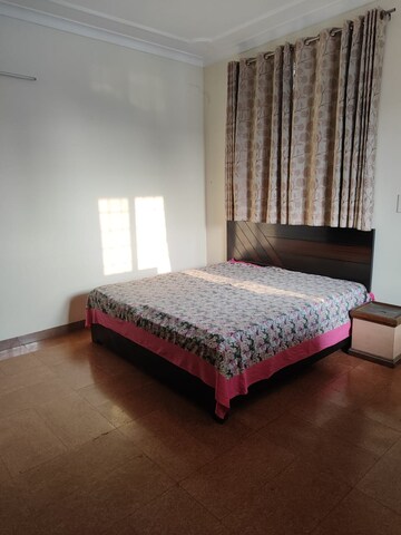 Bedroom in 1 RK Independent House at RWA Apartments Sector 19, Sector 19 – for Rent