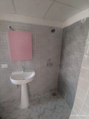 Bathroom in 1 BHK Apartment at Amrapali Dream Valley, Tech Zone 4 Greater Noida – for Rent
