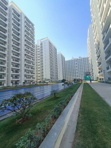 3 BHK Apartment – Exterior View View at Central Park Flower Valley Aqua Front Towers, Sohna Sector 33 - for Sale