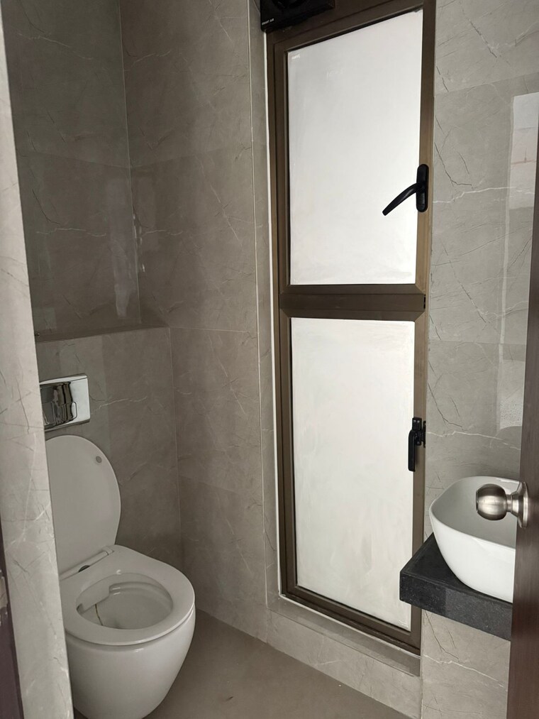 Bathroom, raymond-ten-x-habitat 1 Bedroom 418 Sq.Ft. Apartment In Pokhran Road No Two Thane 9688278