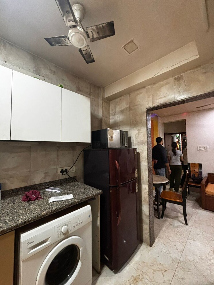 Kitchen, andheri west 1.5 Bedroom 650 Sq.Ft. Apartment In Andheri West Mumbai 9688290