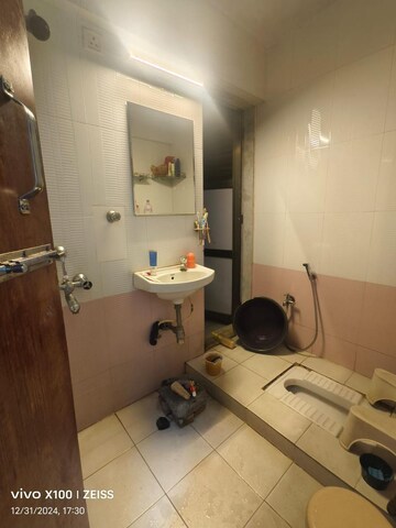 Master Bedroom in 2 BHK Apartment at Ashok Nagar Complex Ashok Nagar, Ashok Nagar – for Sale