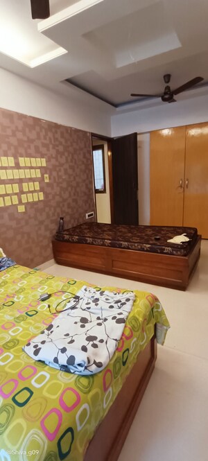  Pg For Rent in Lower Parel West