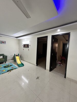 Team Area in 3 BHK Builder Floor at Ashoka Enclave – for Rent