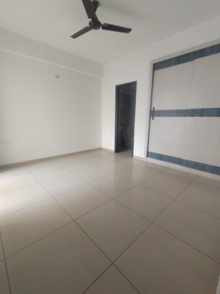 Room, gulshan-bellina 2 Bedroom 663 Sq.Ft. Apartment In Sector 16 Greater Noida Greater Noida 9688335