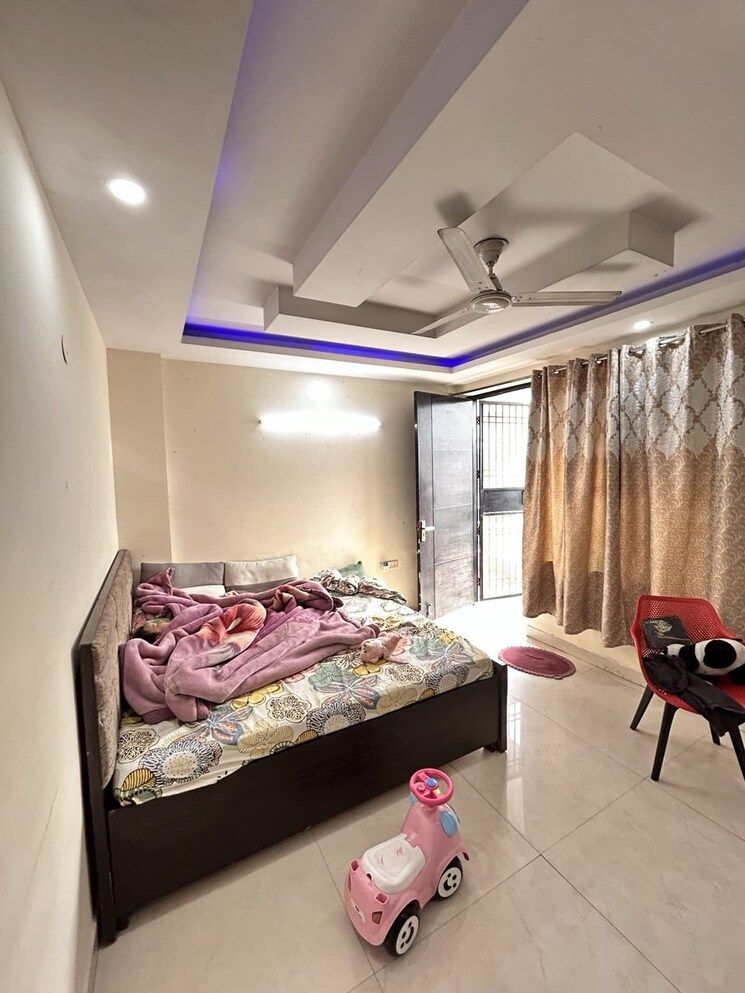 Bedroom, ashoka enclave 3 Bedroom 1800 Sq.Ft. Builder Floor In Ashoka Enclave Faridabad 9688297