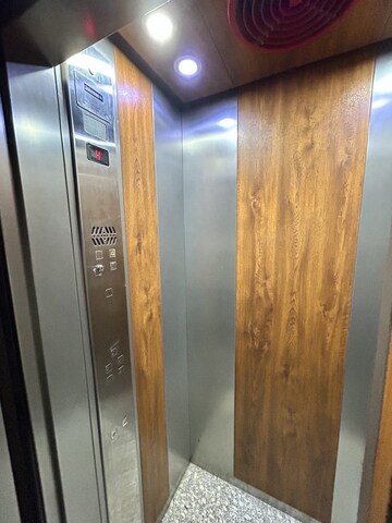 Building Lobby in 3 BHK Builder Floor at Ashoka Enclave – for Rent