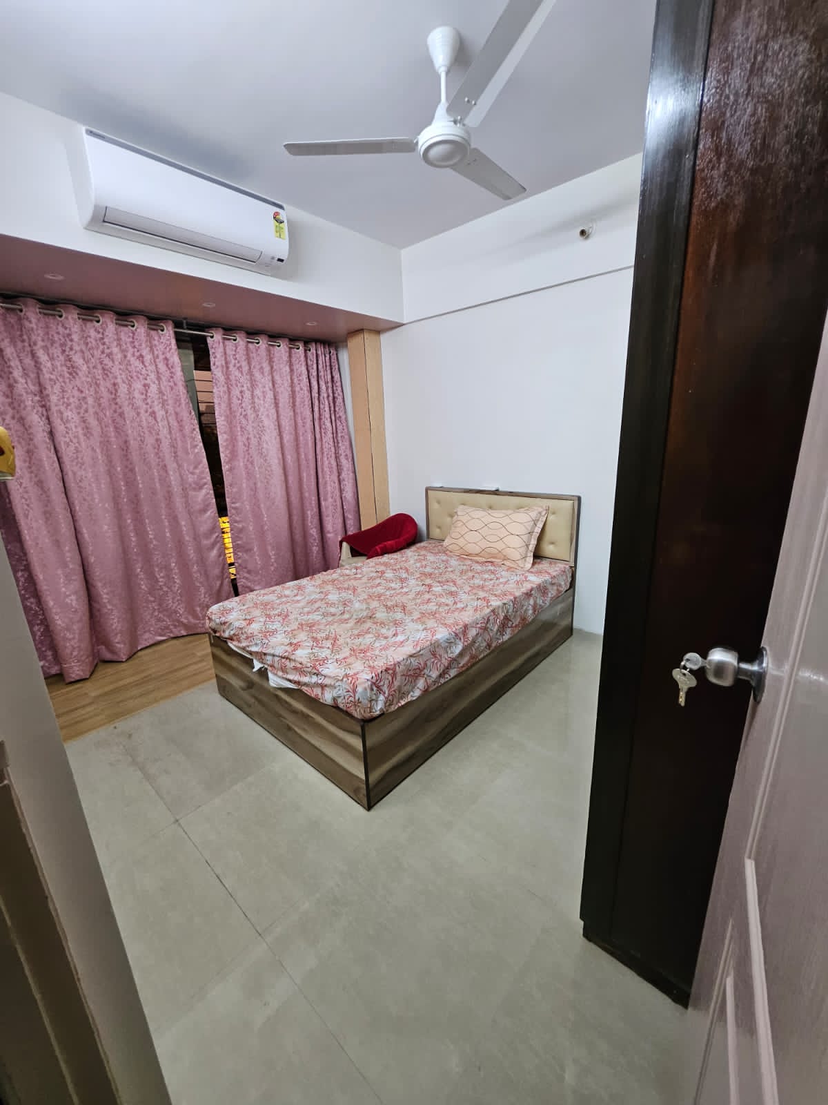 1 BHK Apartment For Rent in Swaraj Planet