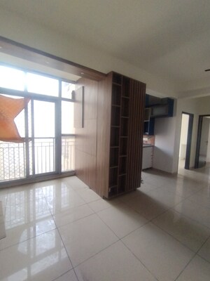 Room in 2 BHK Apartment at Gulshan Bellina, Sector 16 Greater Noida – for Rent