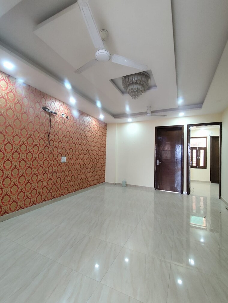 Room, ashoka enclave 4 Bedroom 2700 Sq.Ft. Builder Floor In Ashoka Enclave Faridabad 9688308