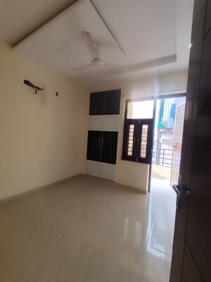 Room in 4 BHK Builder Floor at Ashoka Enclave – for Rent