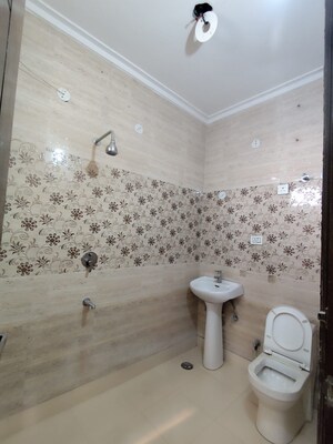 Bathroom in 4 BHK Builder Floor at Ashoka Enclave – for Rent