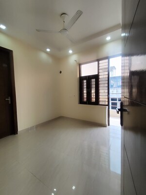 Room in 4 BHK Builder Floor at Ashoka Enclave – for Rent