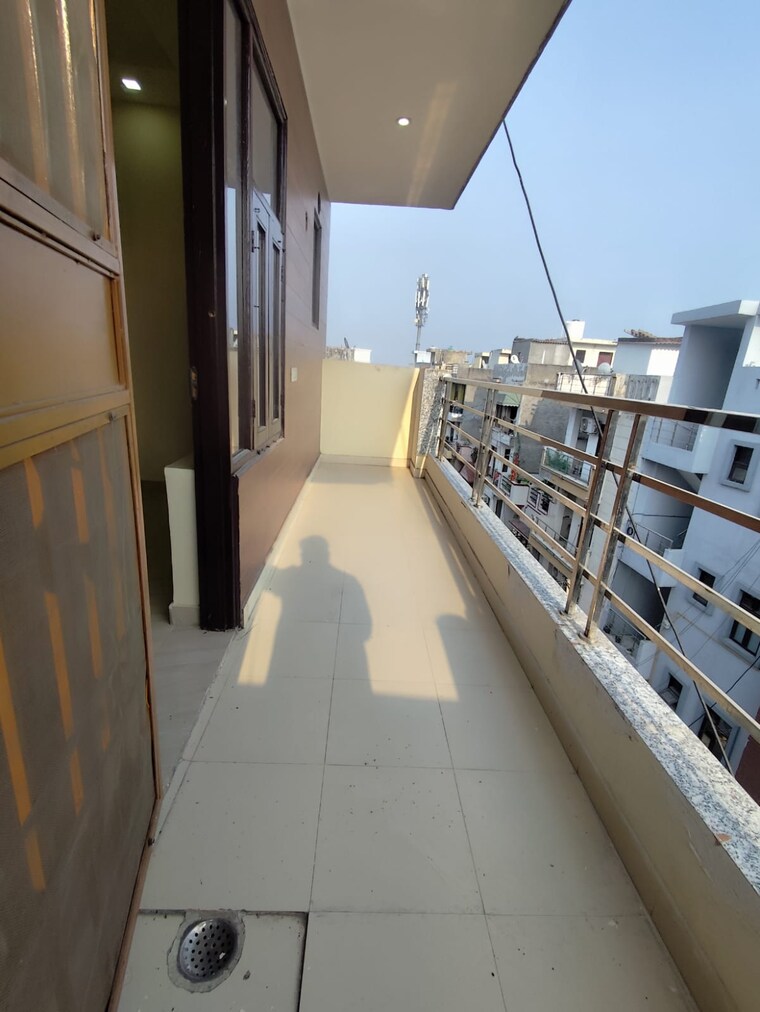 Balcony, ashoka enclave 4 Bedroom 2700 Sq.Ft. Builder Floor In Ashoka Enclave Faridabad 9688308