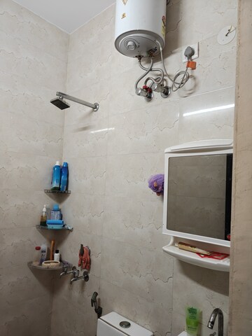 Furnished Amenities in Studio Apartment at Sector 28 – for Rent