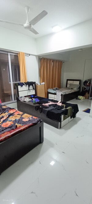 Bedroom in  Pg at Mahalaxmi – for Rent